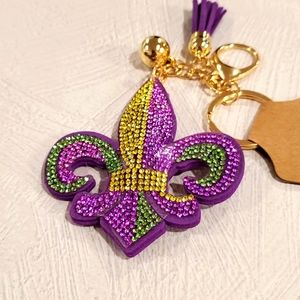 MARDI GRAS•fleur-de-lis rhinestones•ball tassel•puffy keychain•NWT•